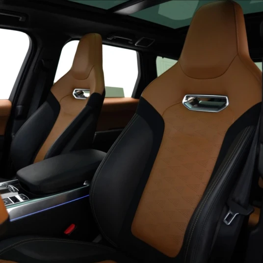 Land Rover Range Rover SVR  2023 GREEN RENTAL IN DUBAI - undefined